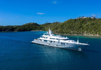 Siren Yacht Charter in Bahamas