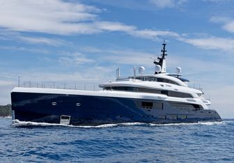 Zazou Yacht Charter in St Tropez