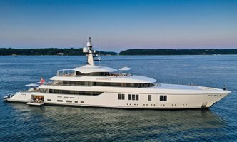 Lunasea yacht charter Feadship Motor Yacht