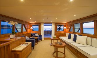 Parvati yacht charter CRN Motor Yacht