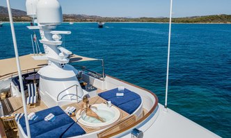 Soprano yacht charter Hakvoort Motor Yacht